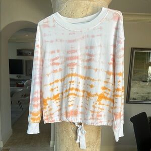 NWOT Tie-Dye Long Sleeve Sweatshirt Size Small White Pink Yellow Open Back